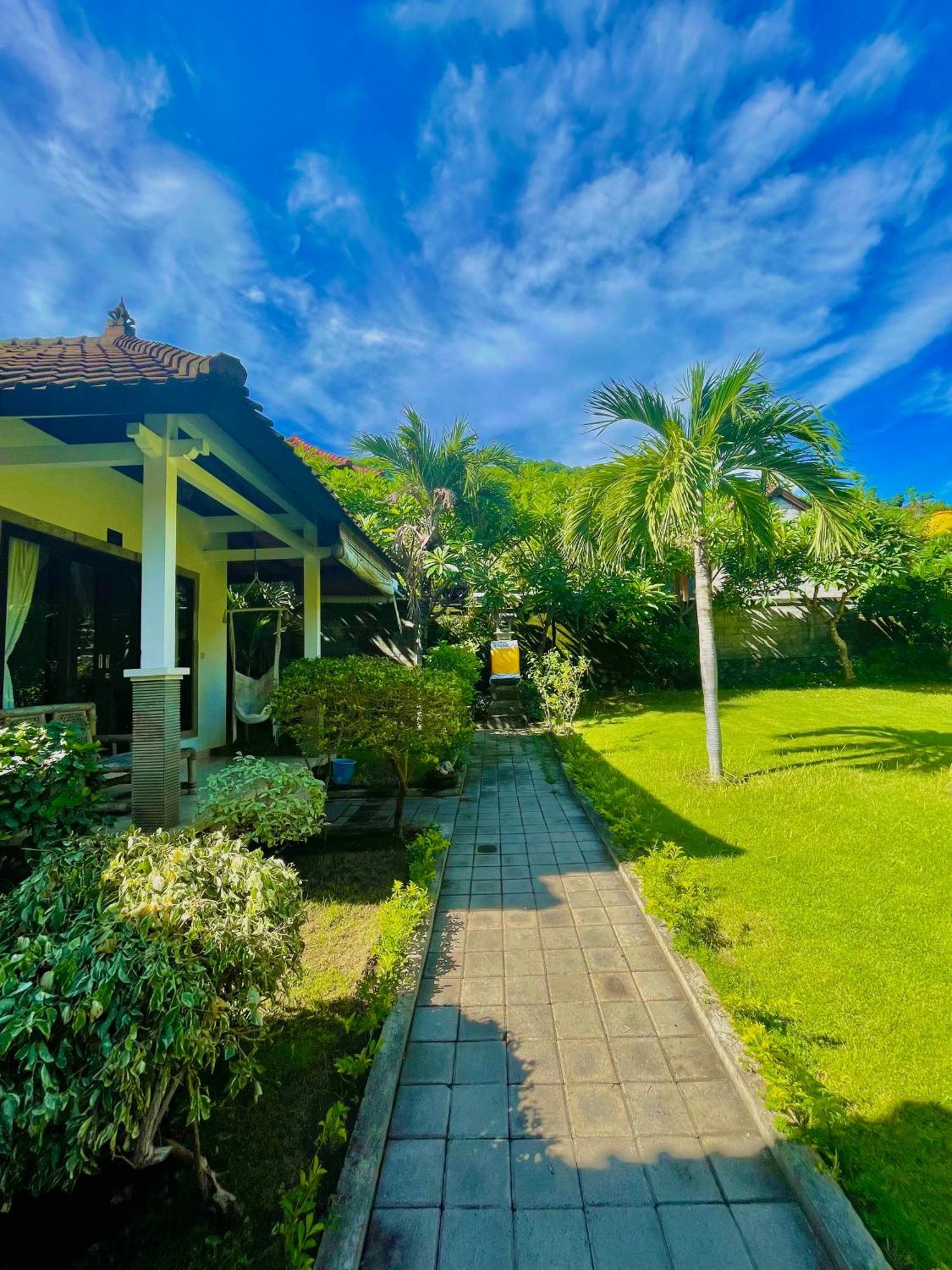 Green Coco House Amed  Bagian luar foto
