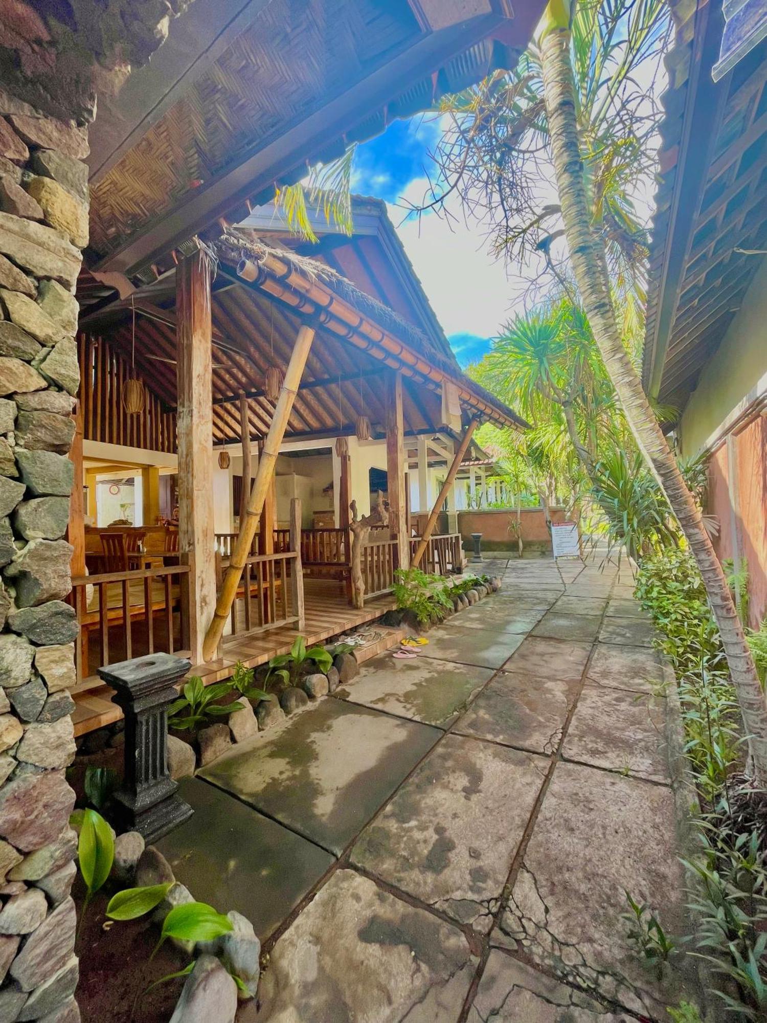 Green Coco House Amed  Bagian luar foto