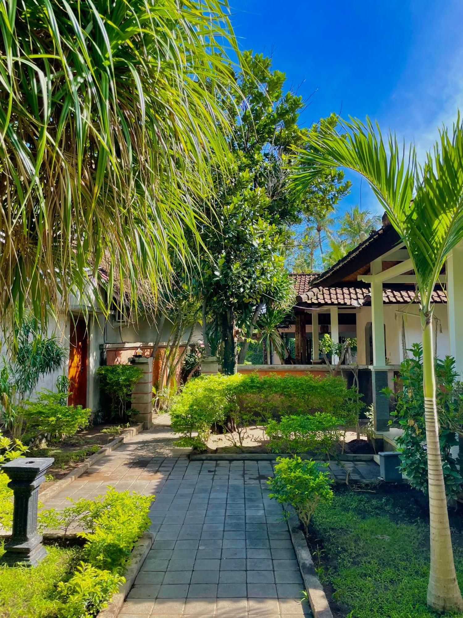 Green Coco House Amed  Bagian luar foto