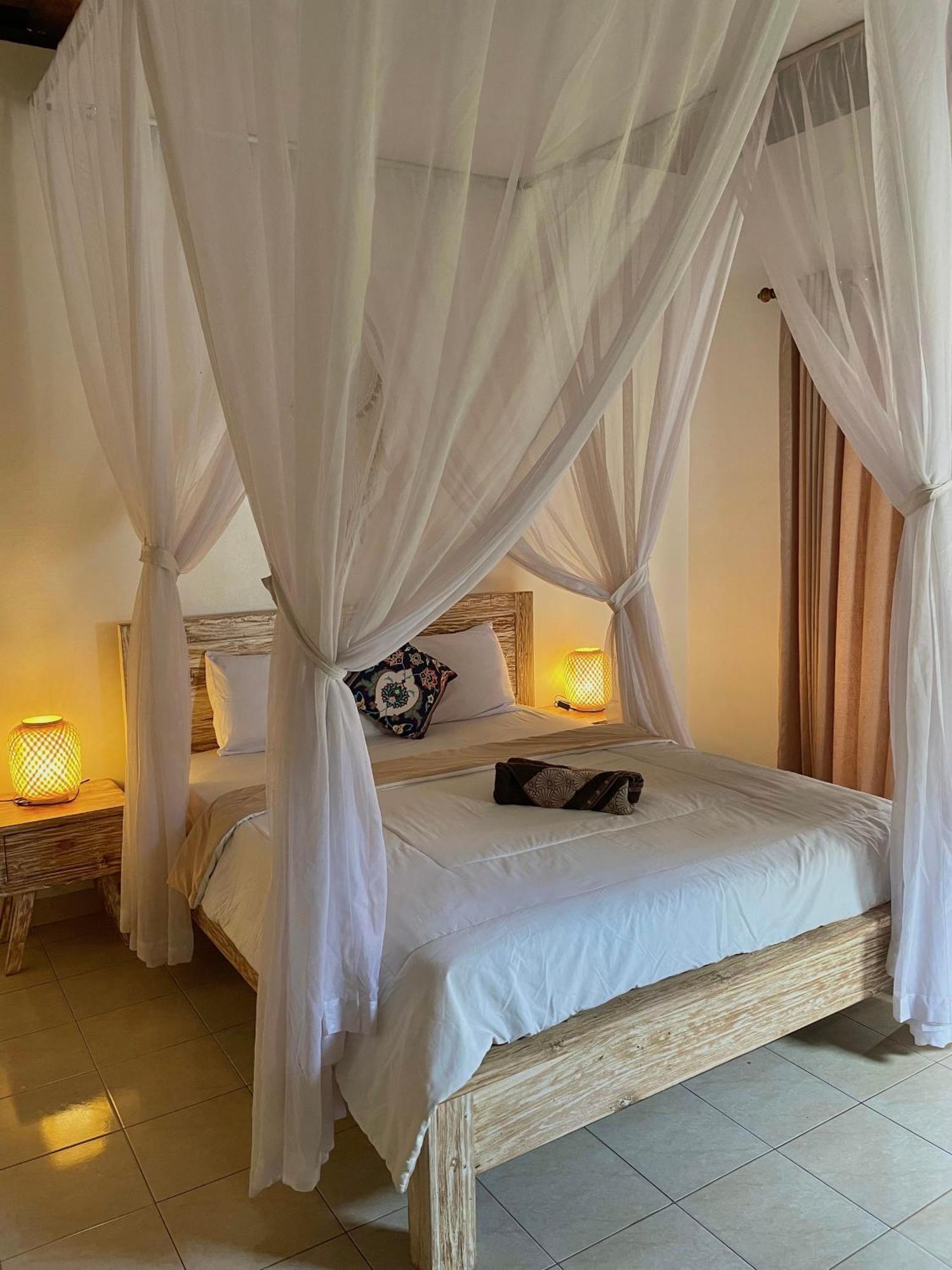 Green Coco House Amed  Bagian luar foto